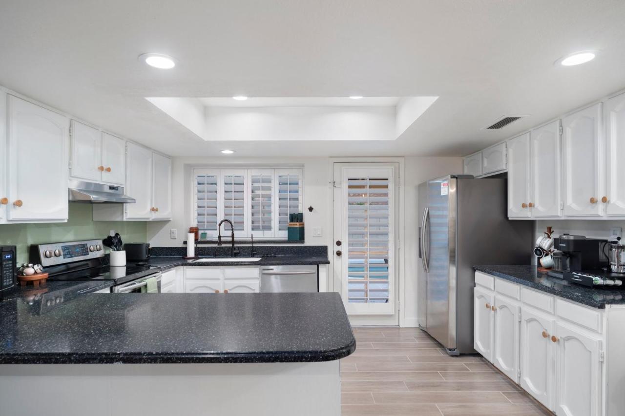 Large Pool With Diving Board, Remodeled 3Bdrm, Near State Farm Stdm And More! Peoria Exteriér fotografie
