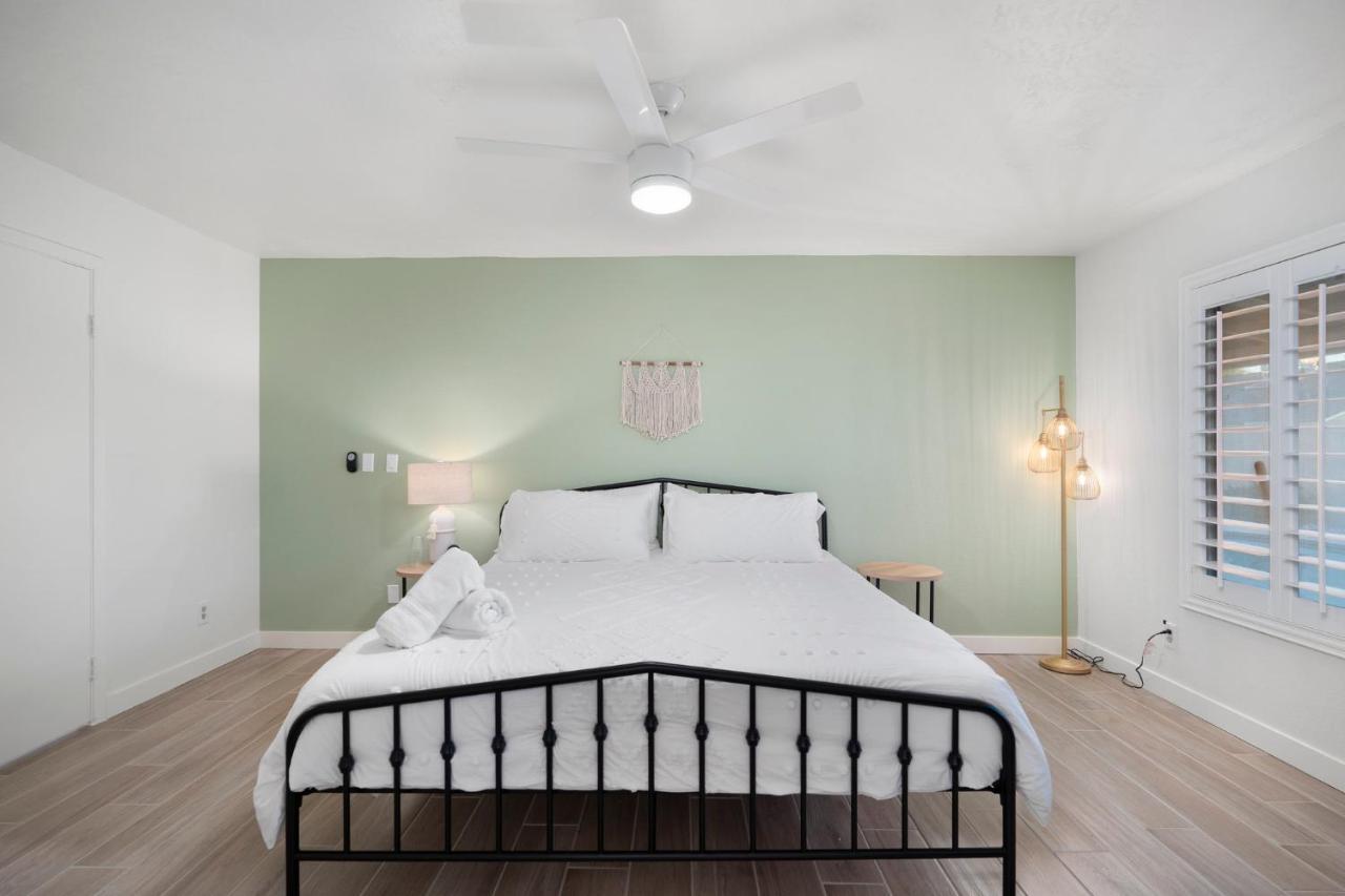 Large Pool With Diving Board, Remodeled 3Bdrm, Near State Farm Stdm And More! Peoria Exteriér fotografie