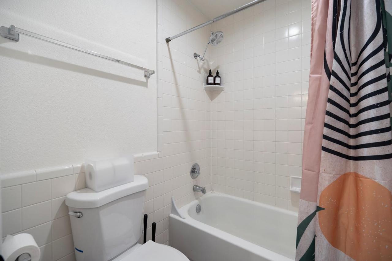 Large Pool With Diving Board, Remodeled 3Bdrm, Near State Farm Stdm And More! Peoria Exteriér fotografie