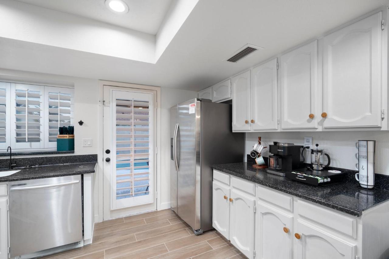 Large Pool With Diving Board, Remodeled 3Bdrm, Near State Farm Stdm And More! Peoria Exteriér fotografie